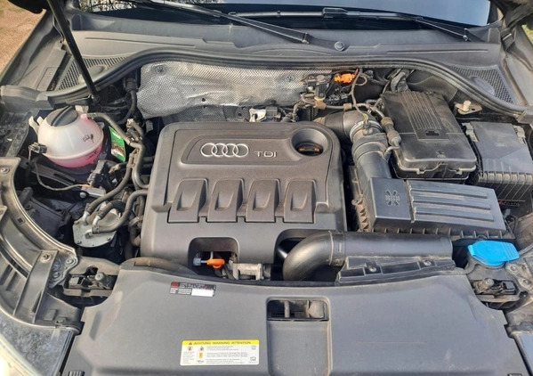 Audi Q3 cena 56500 przebieg: 224000, rok produkcji 2012 z Otwock małe 191